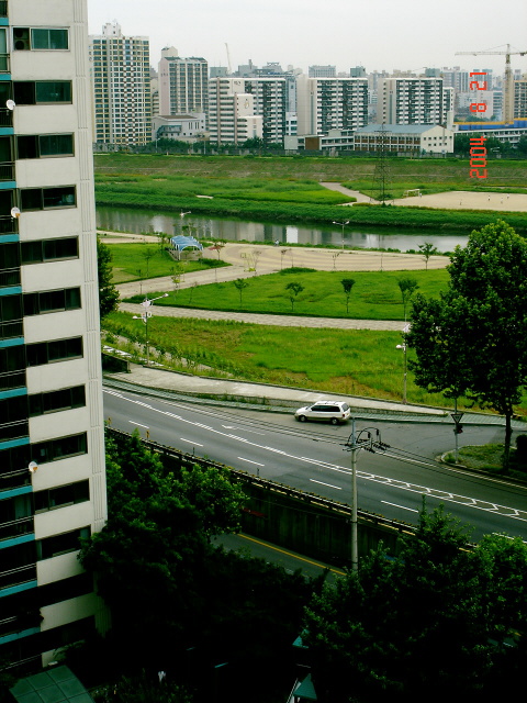 �ܺ����� - ��