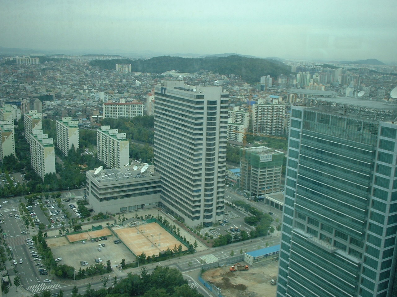 �ܺ����� - ��