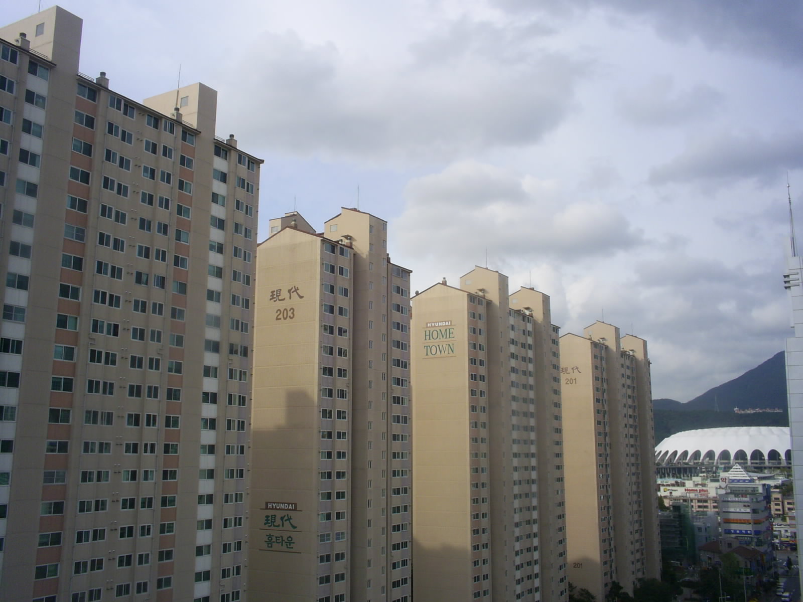 부산 연제법조타운 현대홈타운2차 아파트 | 부동산뱅크 커뮤니티