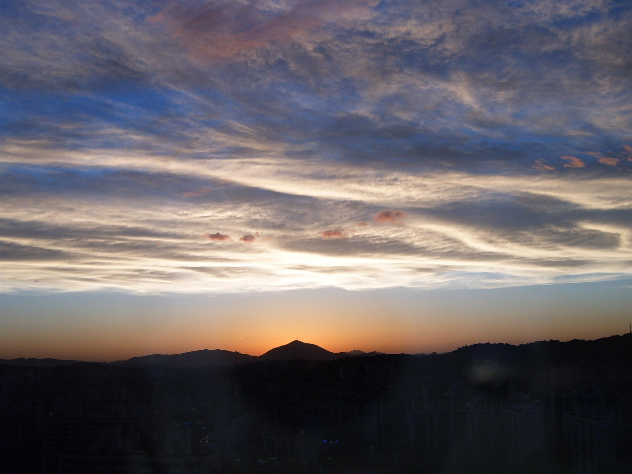 �ܺ����� - ��