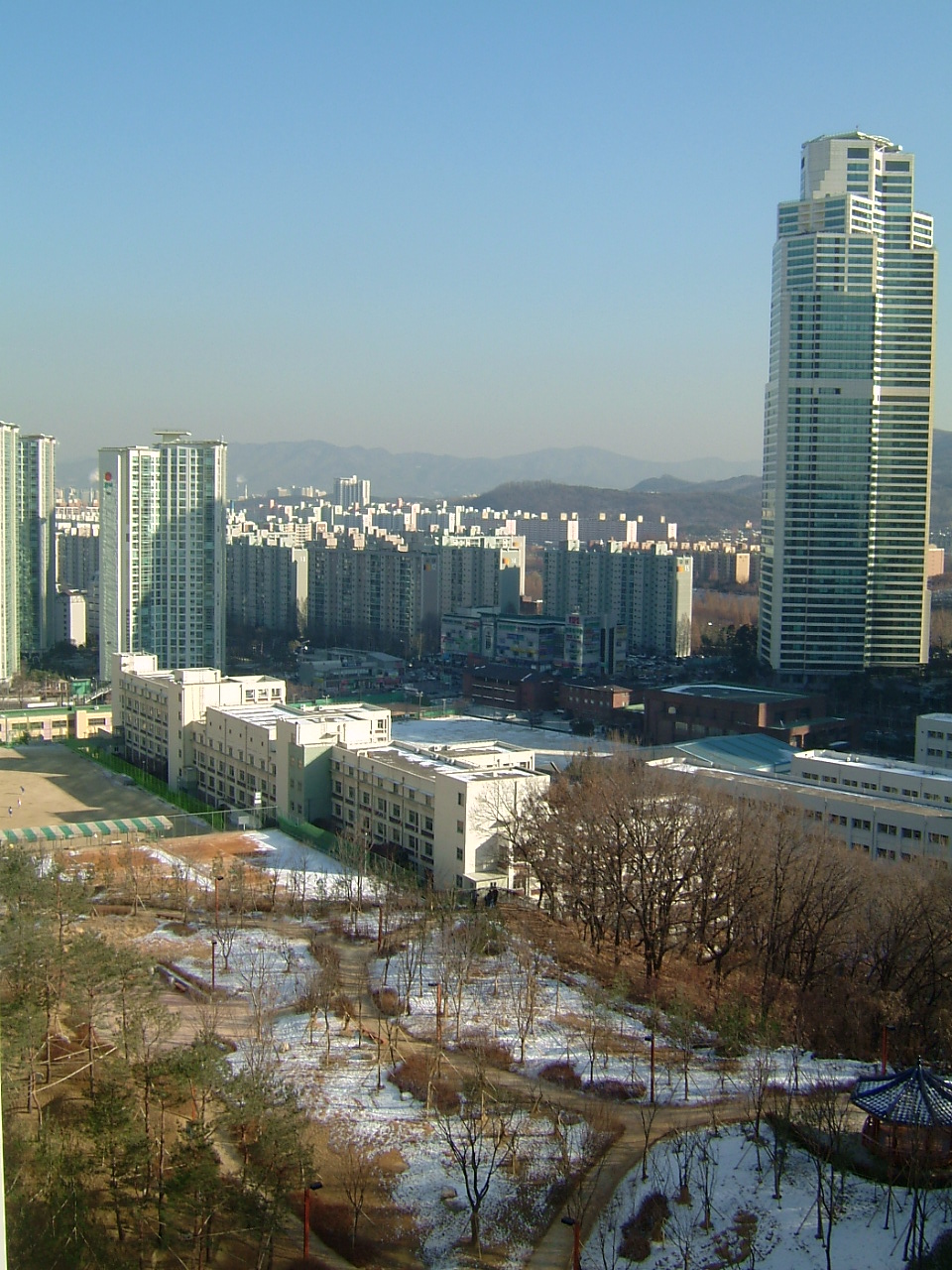 �ܺ����� - ��