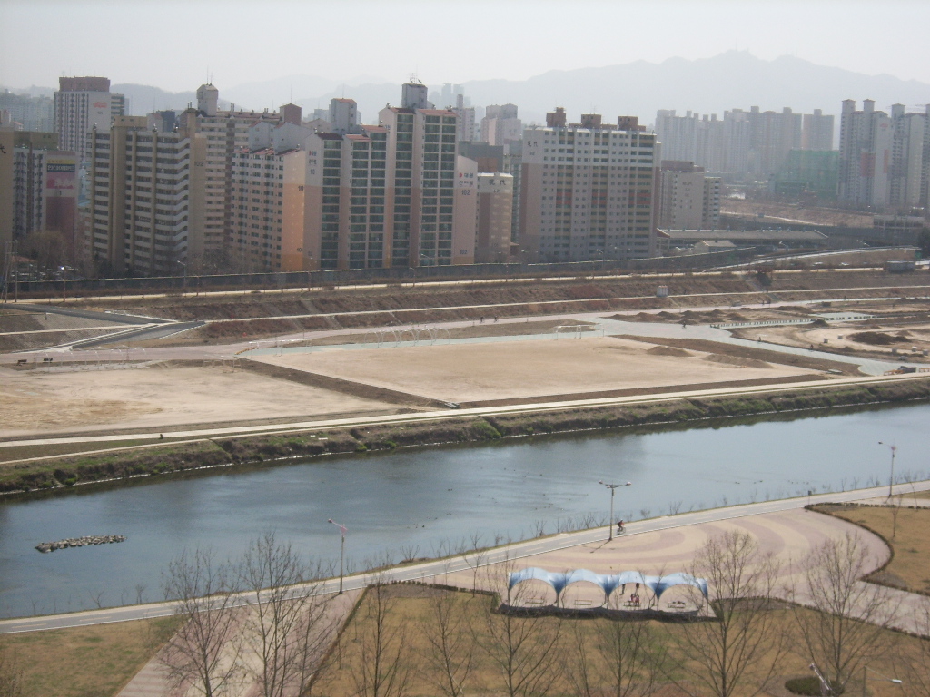 �ܺ����� - ��